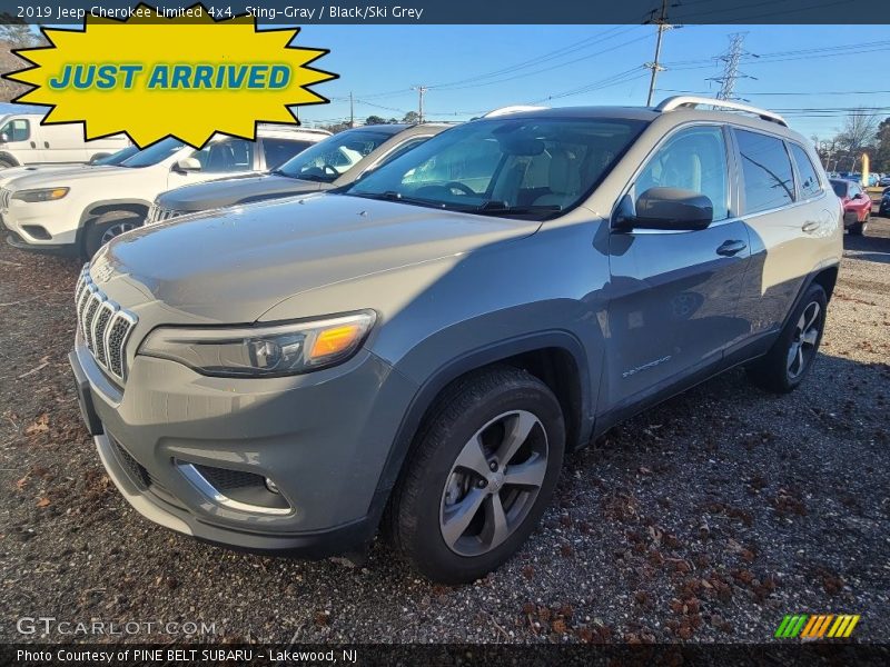 Sting-Gray / Black/Ski Grey 2019 Jeep Cherokee Limited 4x4