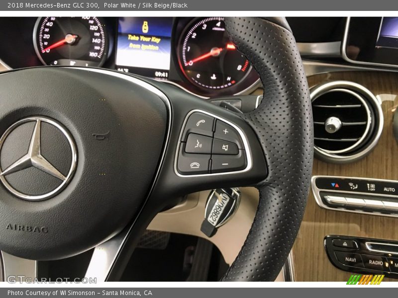 Polar White / Silk Beige/Black 2018 Mercedes-Benz GLC 300