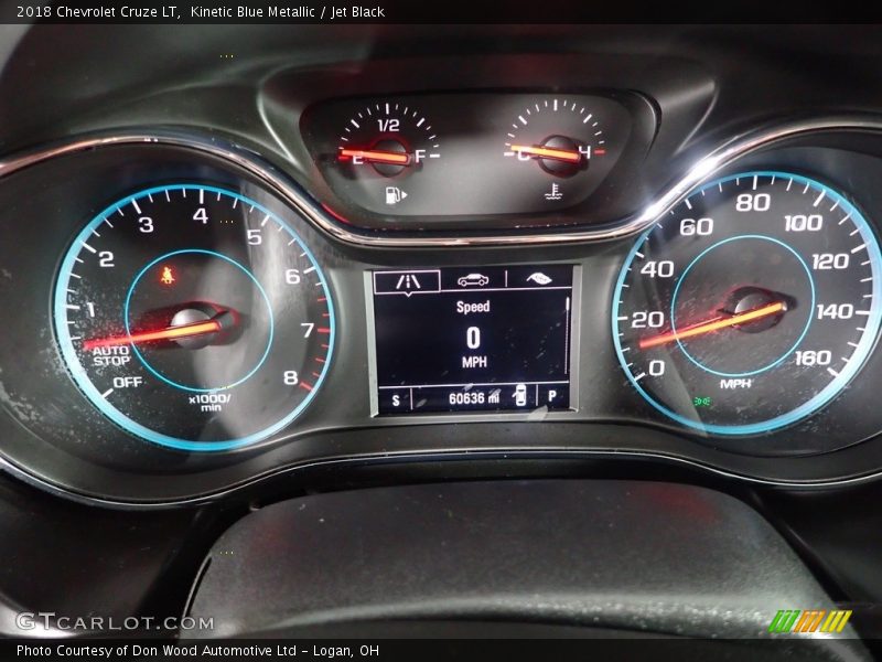 Kinetic Blue Metallic / Jet Black 2018 Chevrolet Cruze LT