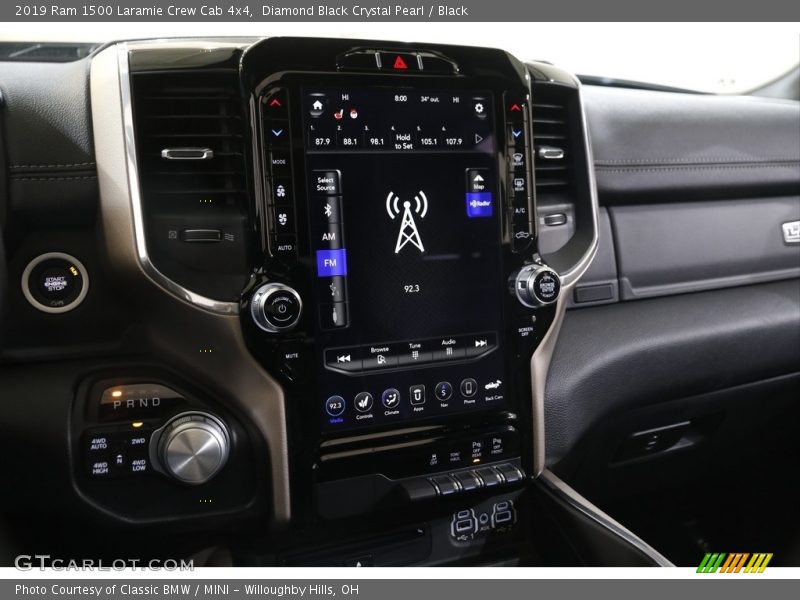 Diamond Black Crystal Pearl / Black 2019 Ram 1500 Laramie Crew Cab 4x4