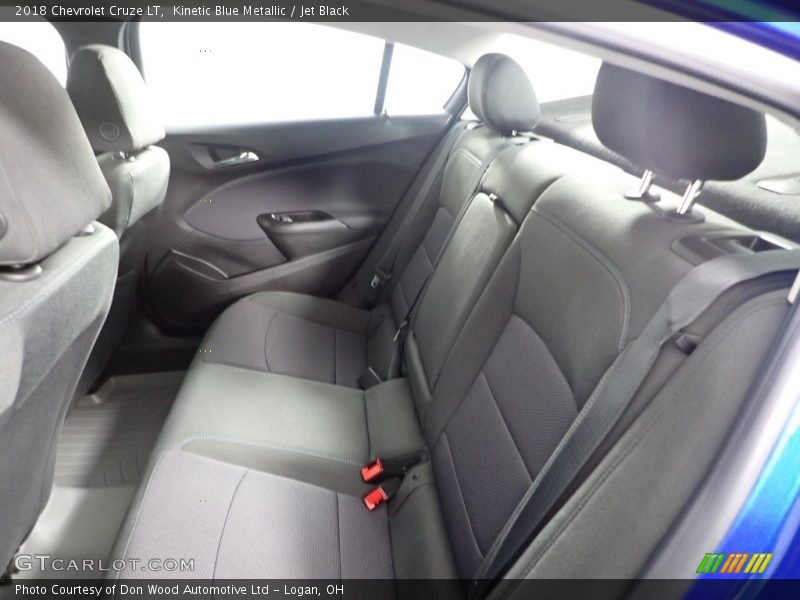 Kinetic Blue Metallic / Jet Black 2018 Chevrolet Cruze LT