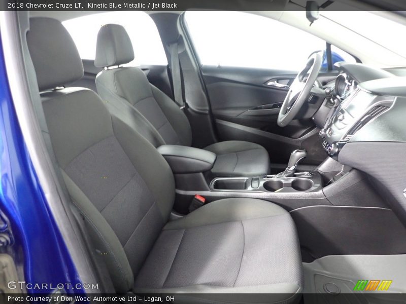 Kinetic Blue Metallic / Jet Black 2018 Chevrolet Cruze LT