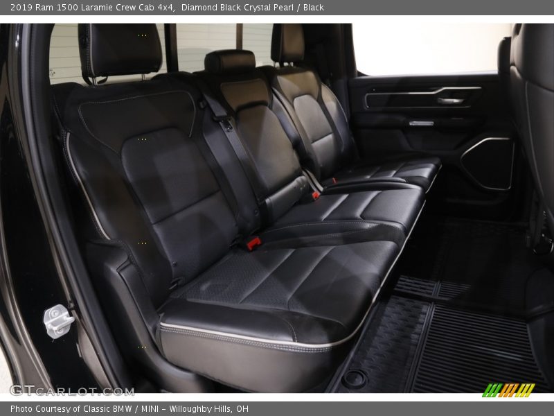 Diamond Black Crystal Pearl / Black 2019 Ram 1500 Laramie Crew Cab 4x4