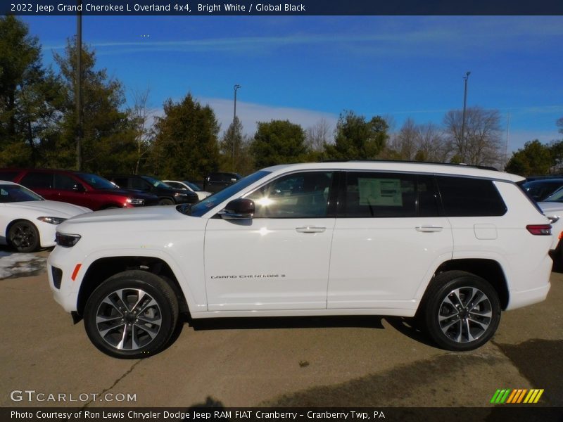 Bright White / Global Black 2022 Jeep Grand Cherokee L Overland 4x4
