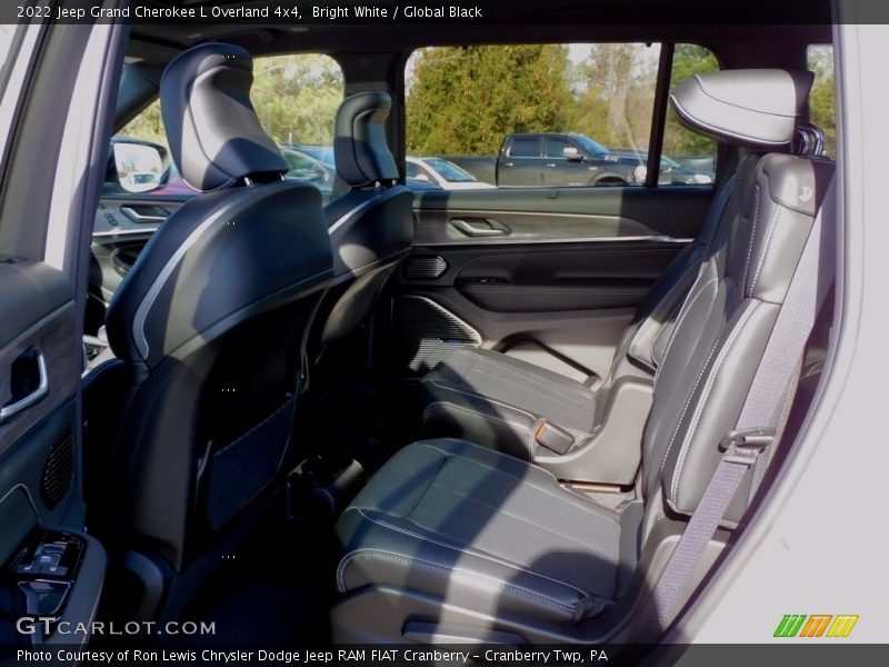 Bright White / Global Black 2022 Jeep Grand Cherokee L Overland 4x4