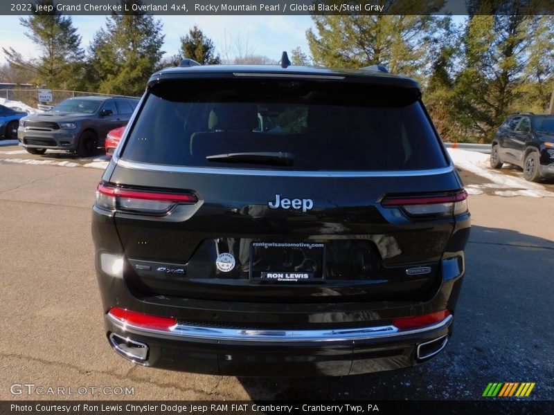 Rocky Mountain Pearl / Global Black/Steel Gray 2022 Jeep Grand Cherokee L Overland 4x4