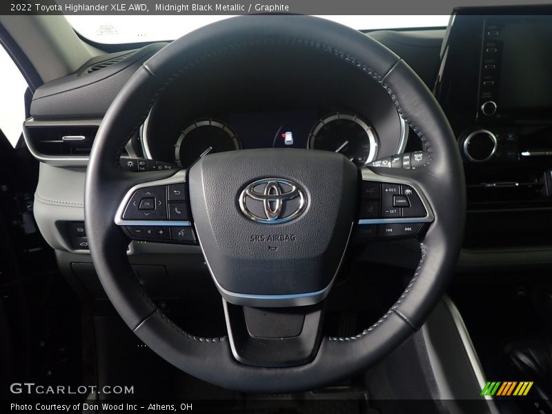 Midnight Black Metallic / Graphite 2022 Toyota Highlander XLE AWD