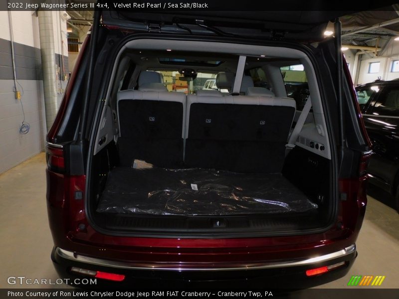 Velvet Red Pearl / Sea Salt/Black 2022 Jeep Wagoneer Series III 4x4