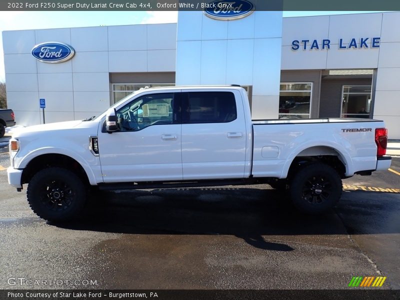 Oxford White / Black Onyx 2022 Ford F250 Super Duty Lariat Crew Cab 4x4