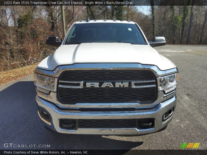 Bright White / Black/Diesel Gray 2022 Ram 3500 Tradesman Crew Cab 4x4 Chassis