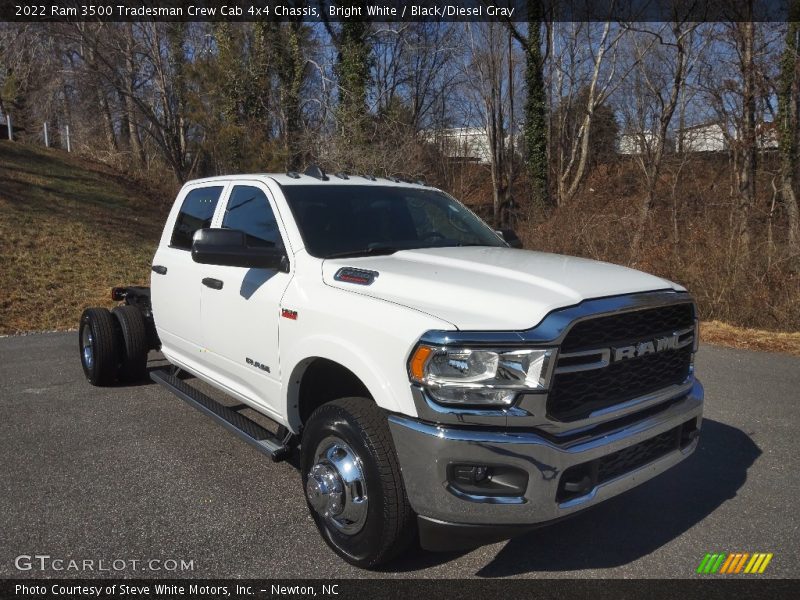 Bright White / Black/Diesel Gray 2022 Ram 3500 Tradesman Crew Cab 4x4 Chassis