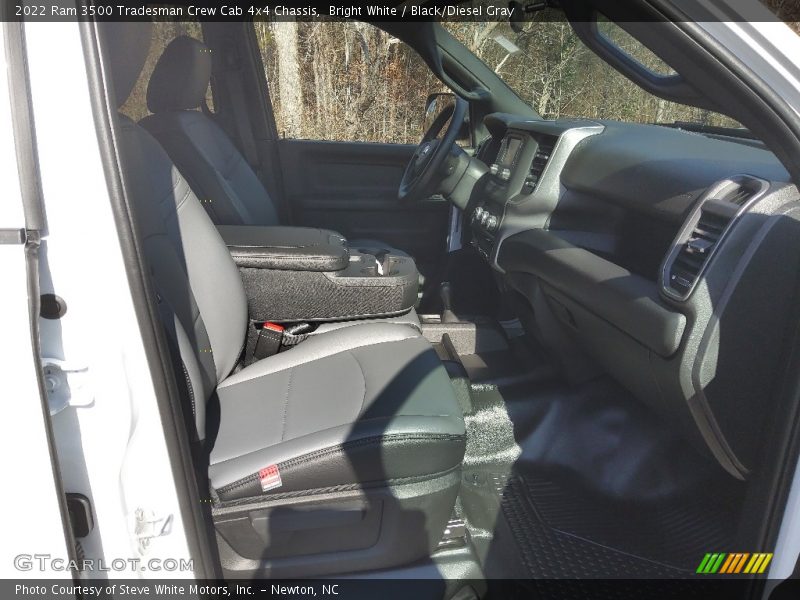 Bright White / Black/Diesel Gray 2022 Ram 3500 Tradesman Crew Cab 4x4 Chassis