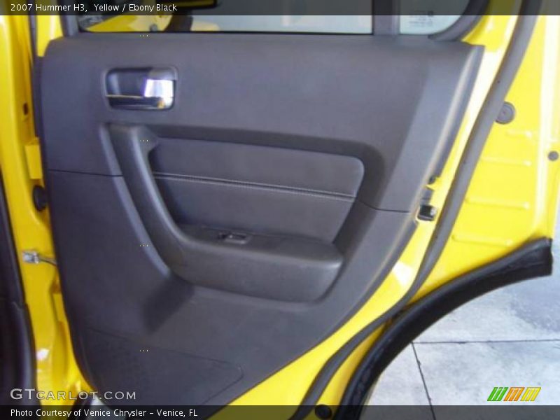 Yellow / Ebony Black 2007 Hummer H3