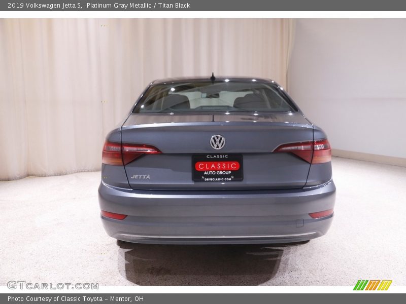 Platinum Gray Metallic / Titan Black 2019 Volkswagen Jetta S