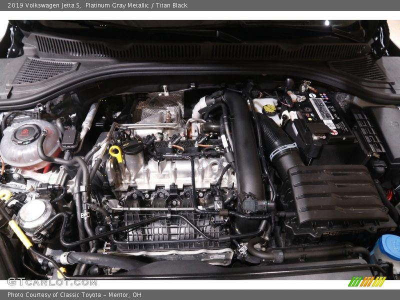 Platinum Gray Metallic / Titan Black 2019 Volkswagen Jetta S