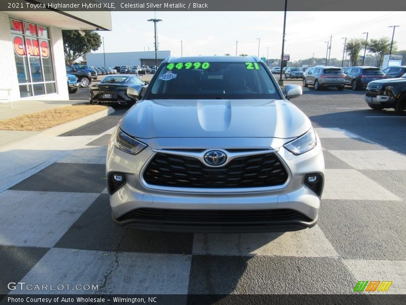 Celestial Silver Metallic / Black 2021 Toyota Highlander Hybrid XLE