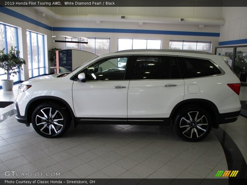 White Diamond Pearl / Black 2019 Honda Pilot Touring AWD