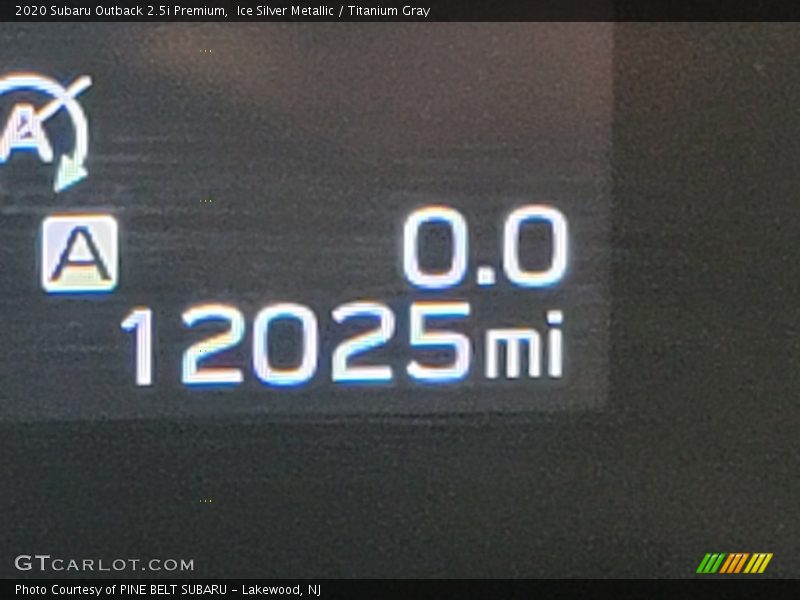 Ice Silver Metallic / Titanium Gray 2020 Subaru Outback 2.5i Premium