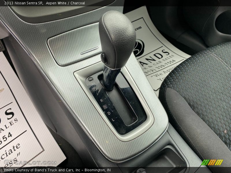 Aspen White / Charcoal 2013 Nissan Sentra SR