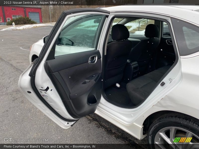 Aspen White / Charcoal 2013 Nissan Sentra SR