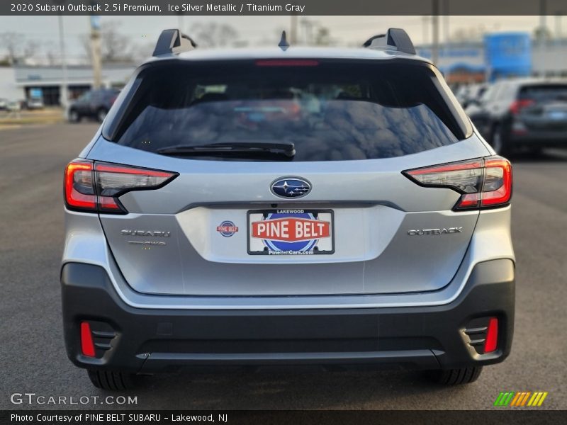 Ice Silver Metallic / Titanium Gray 2020 Subaru Outback 2.5i Premium