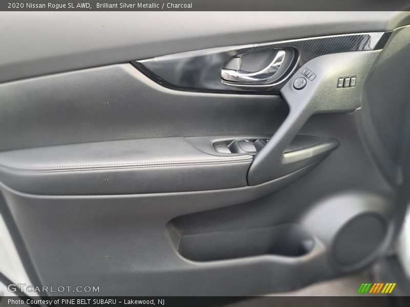 Brilliant Silver Metallic / Charcoal 2020 Nissan Rogue SL AWD