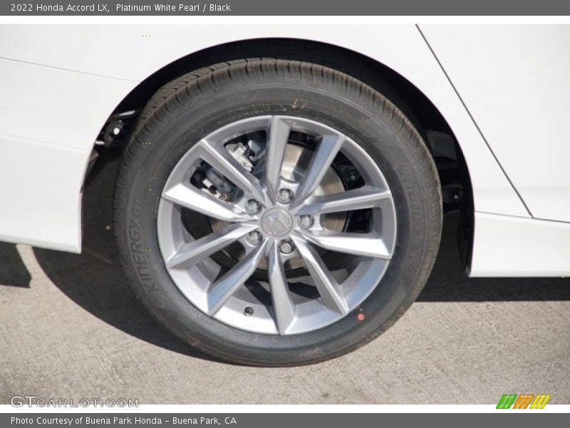 Platinum White Pearl / Black 2022 Honda Accord LX