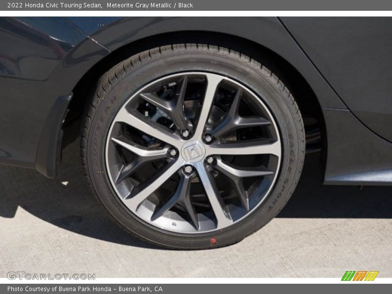  2022 Civic Touring Sedan Wheel