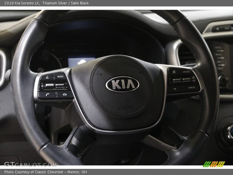 Titanium Silver / Satin Black 2019 Kia Sorento LX
