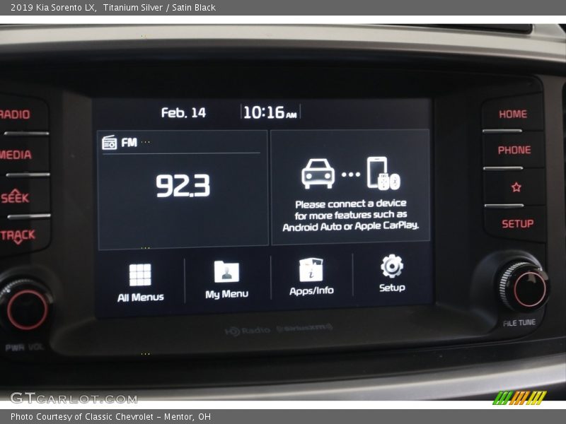 Titanium Silver / Satin Black 2019 Kia Sorento LX