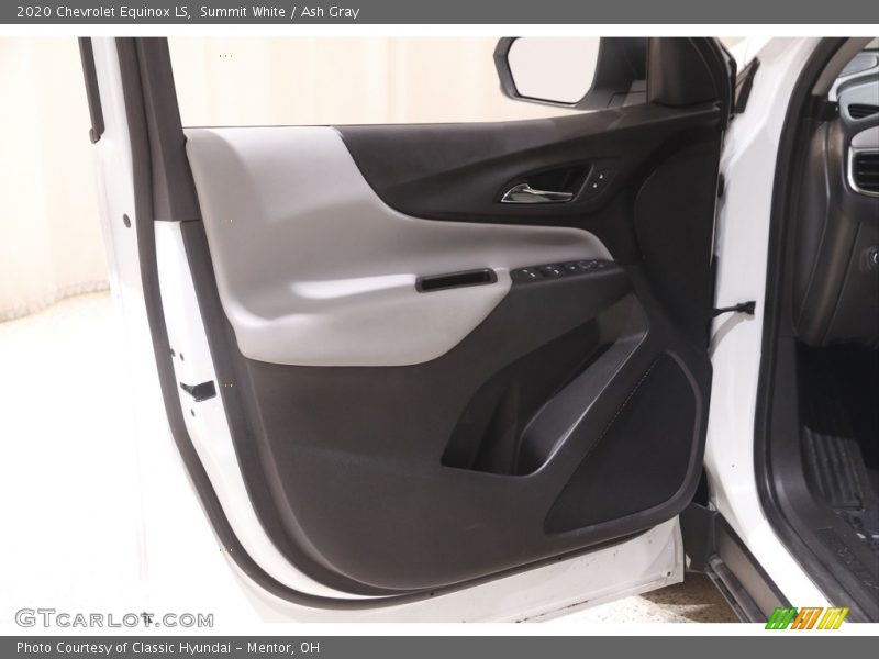Summit White / Ash Gray 2020 Chevrolet Equinox LS