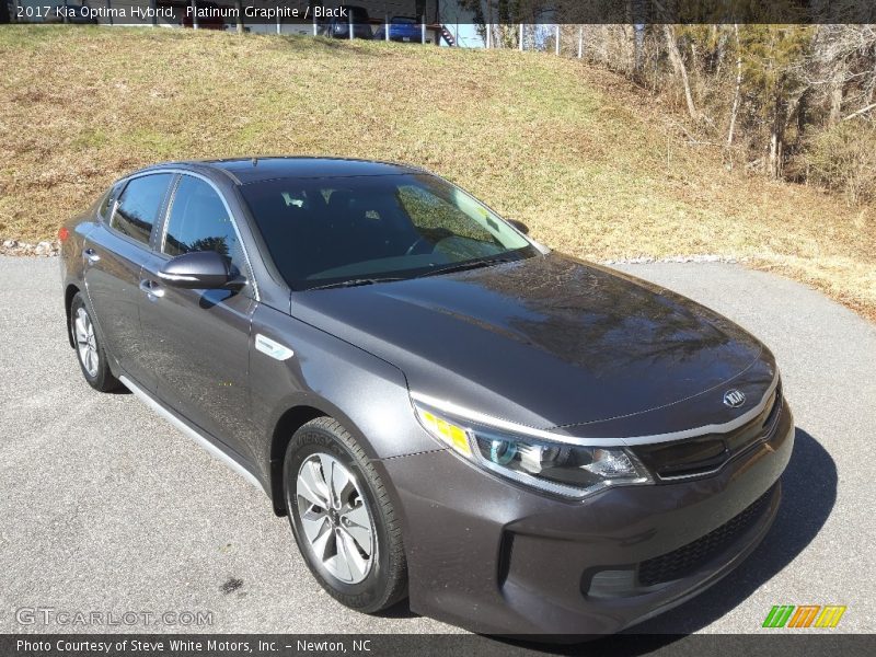 Front 3/4 View of 2017 Optima Hybrid