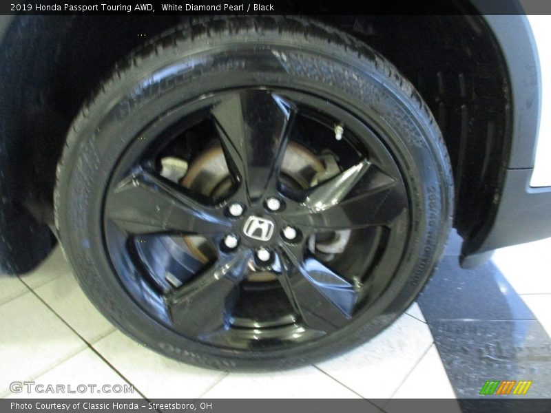 White Diamond Pearl / Black 2019 Honda Passport Touring AWD