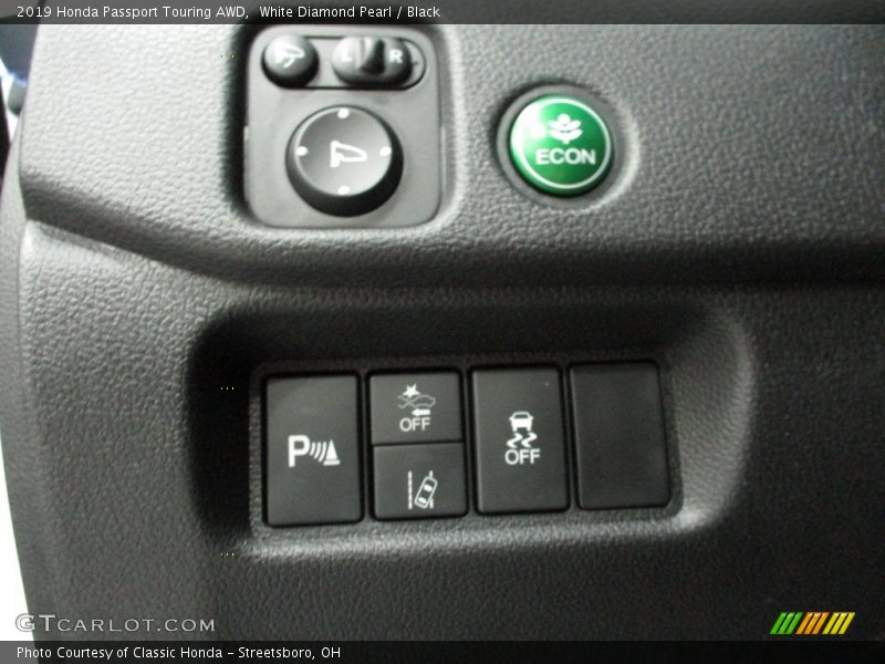 White Diamond Pearl / Black 2019 Honda Passport Touring AWD