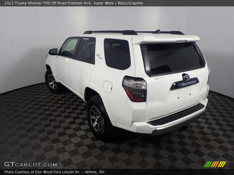 Super White / Black/Graphite 2021 Toyota 4Runner TRD Off Road Premium 4x4
