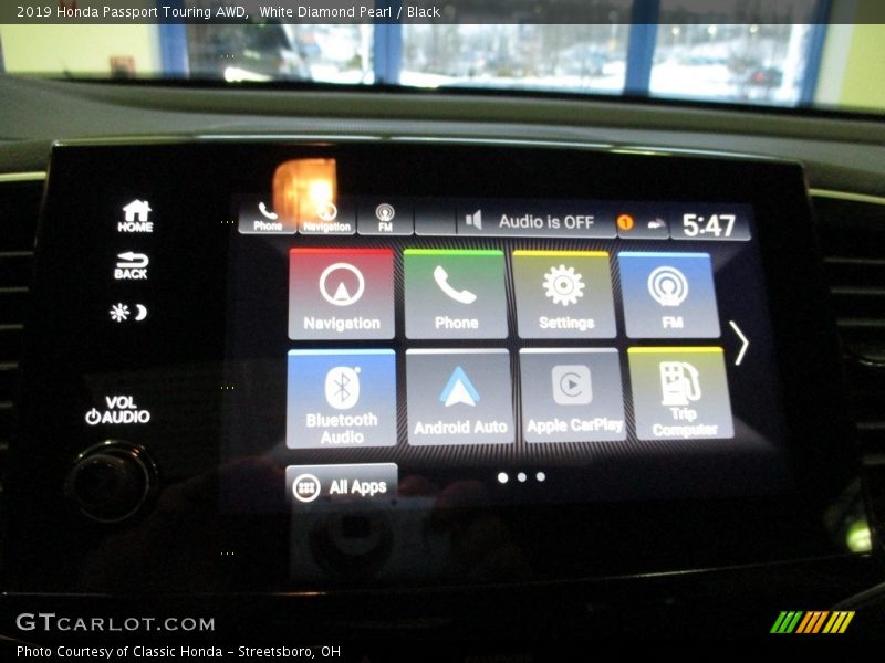 White Diamond Pearl / Black 2019 Honda Passport Touring AWD