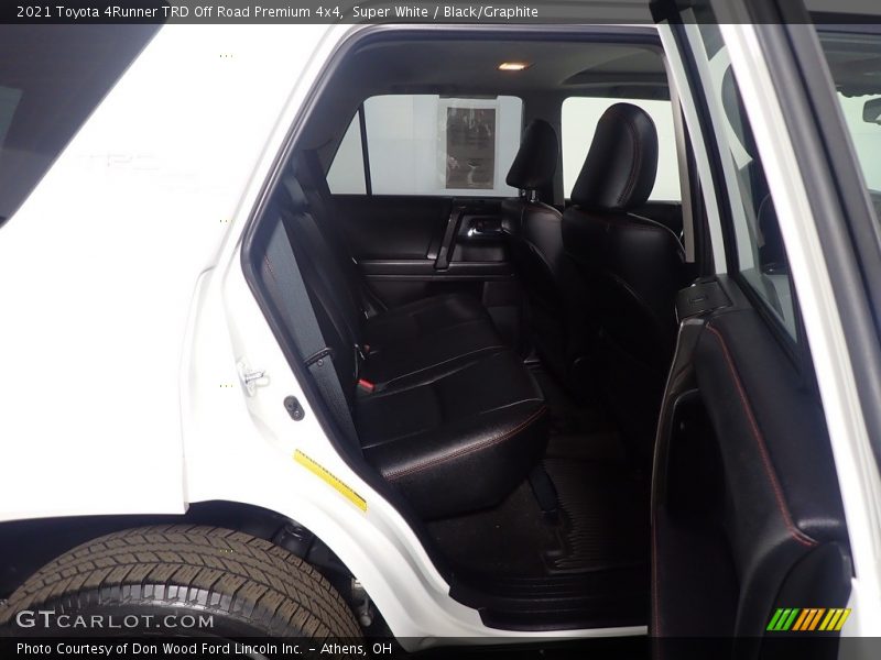 Super White / Black/Graphite 2021 Toyota 4Runner TRD Off Road Premium 4x4
