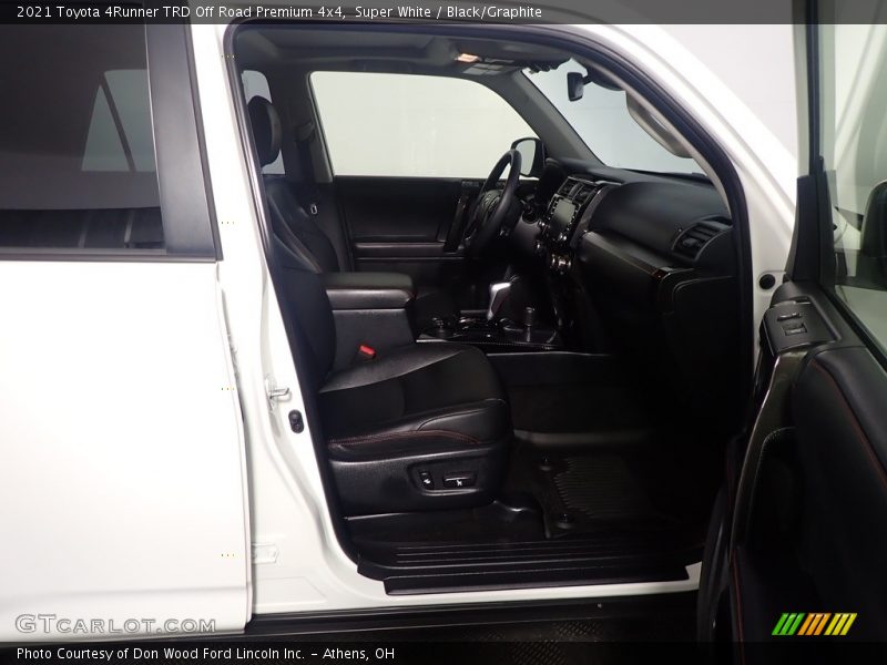 Super White / Black/Graphite 2021 Toyota 4Runner TRD Off Road Premium 4x4