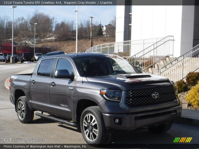 Magnetic Gray Metallic / Graphite 2019 Toyota Tundra SR5 CrewMax 4x4