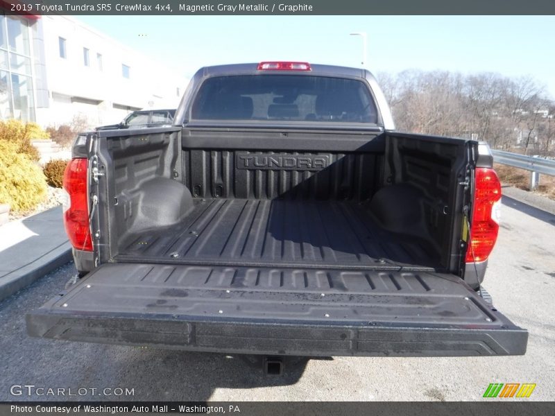 Magnetic Gray Metallic / Graphite 2019 Toyota Tundra SR5 CrewMax 4x4