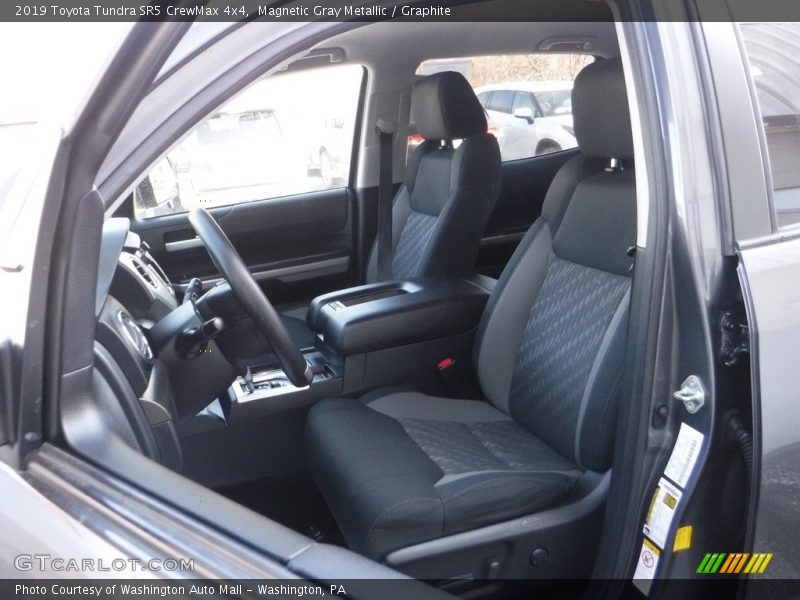 Magnetic Gray Metallic / Graphite 2019 Toyota Tundra SR5 CrewMax 4x4