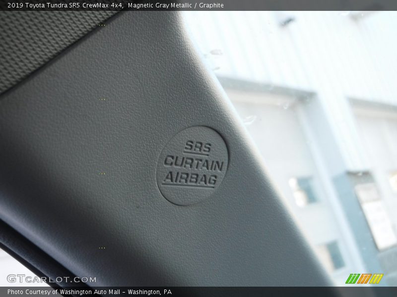 Magnetic Gray Metallic / Graphite 2019 Toyota Tundra SR5 CrewMax 4x4