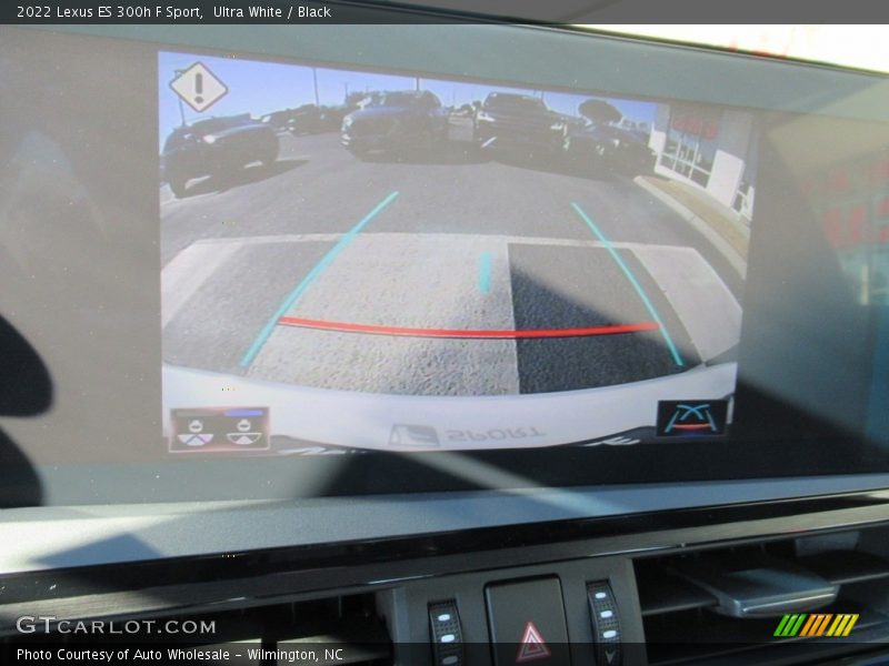 Ultra White / Black 2022 Lexus ES 300h F Sport