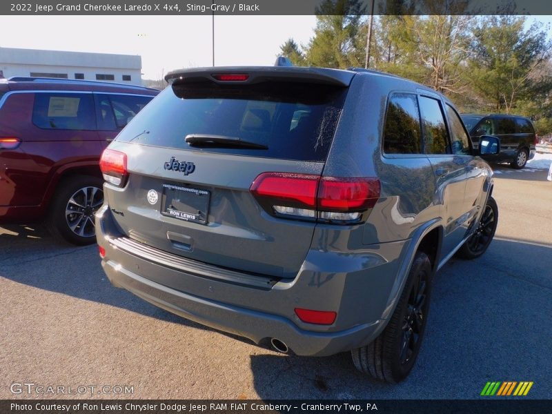 Sting-Gray / Black 2022 Jeep Grand Cherokee Laredo X 4x4