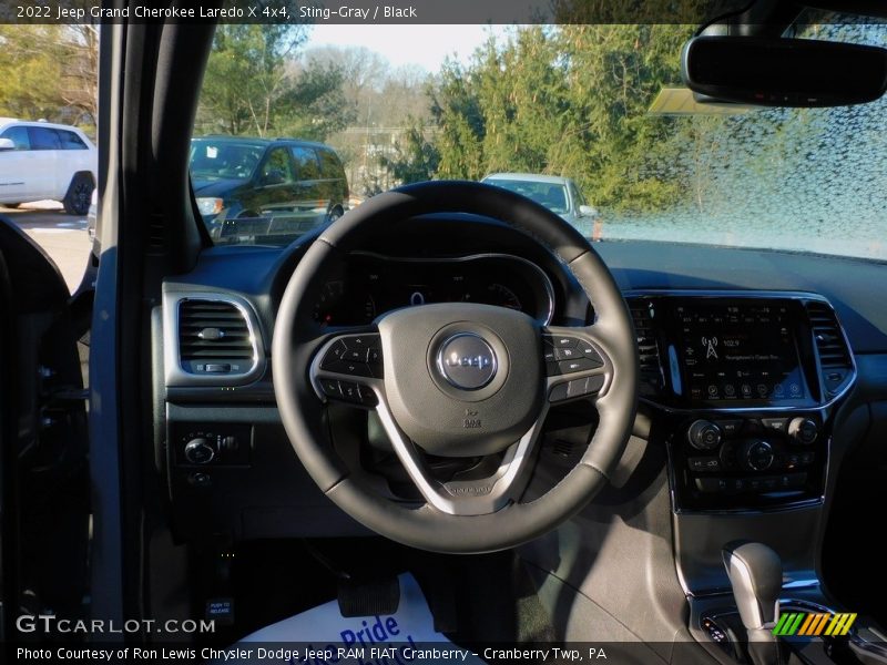 Sting-Gray / Black 2022 Jeep Grand Cherokee Laredo X 4x4