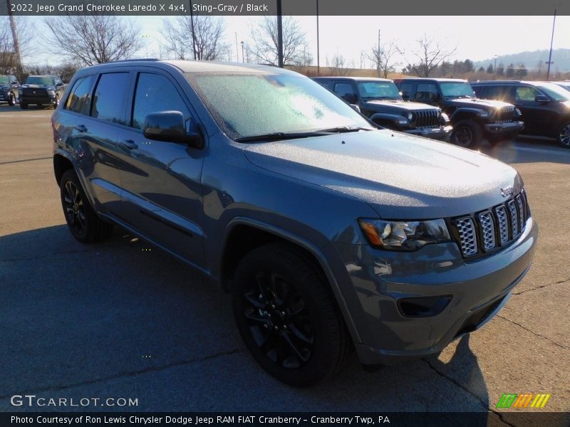 Sting-Gray / Black 2022 Jeep Grand Cherokee Laredo X 4x4