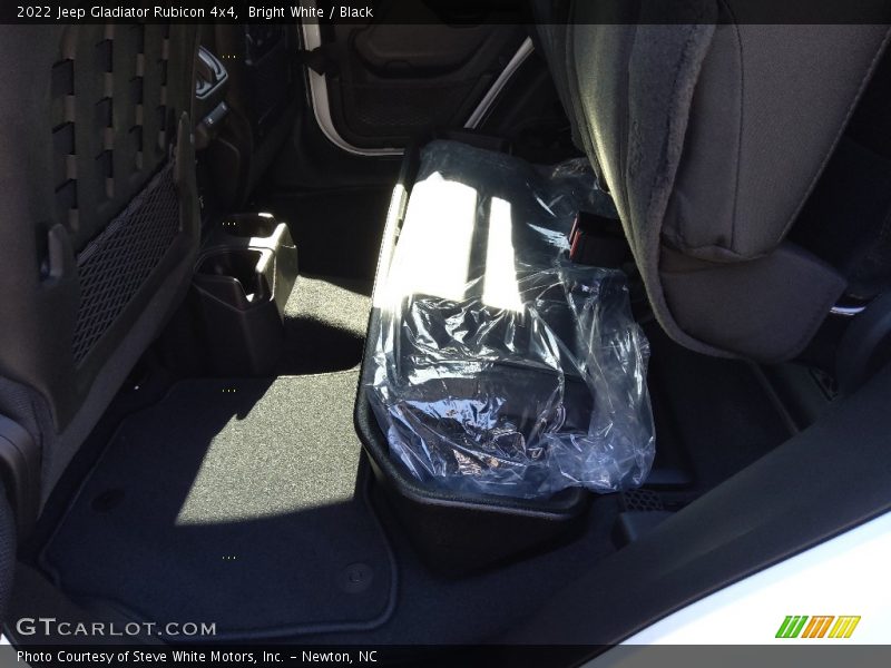 Bright White / Black 2022 Jeep Gladiator Rubicon 4x4