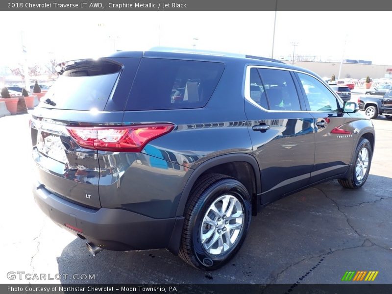 Graphite Metallic / Jet Black 2018 Chevrolet Traverse LT AWD