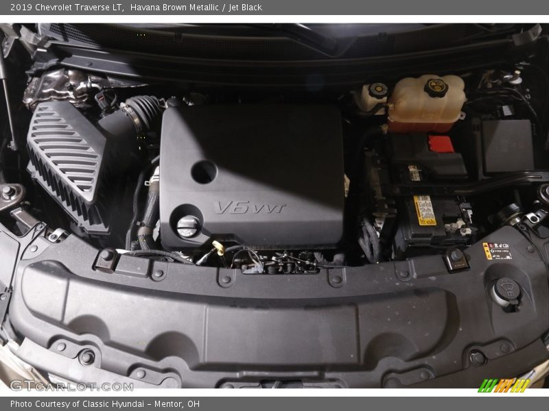 Havana Brown Metallic / Jet Black 2019 Chevrolet Traverse LT