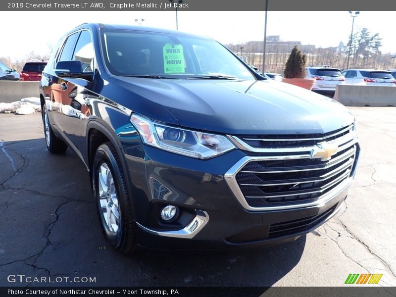 Graphite Metallic / Jet Black 2018 Chevrolet Traverse LT AWD